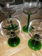 Vitage jaren 70 's wijnglazen groen voetje wijnglas, Ophalen of Verzenden, Zo goed als nieuw, Overige typen