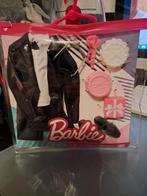 Bruid en bruidegom.kleertjes, Ophalen of Verzenden, Nieuw, Kleertjes