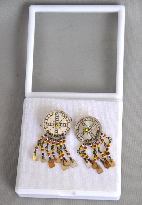 Antieke tribale oorbellen - Ifugao, Antiek en Kunst, Kunst | Niet-Westerse kunst, Ophalen of Verzenden