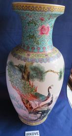 GROTE VAAS MET FRAAIE PAUWEN * Chinees *, Antiek en Kunst, Ophalen of Verzenden