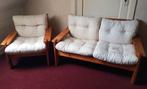 Retro houten bank en stoel witte kussens Ikea, Huis en Inrichting, Ophalen, Gebruikt, Tweepersoons, Minder dan 150 cm