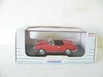 Universal Hobbies Alfa Romeo Giulietta Spyder rood 1:43 mode, Hobby en Vrije tijd, Modelauto's | 1:43, Ophalen of Verzenden, Nieuw