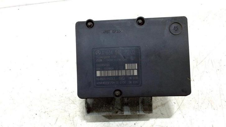 Abs pomp Mercedes-Benz C-Klasse, Auto-onderdelen, Remmen en Aandrijving, Mercedes-Benz, Gebruikt, Herkomst onderdeel bekend, 12 maanden garantie