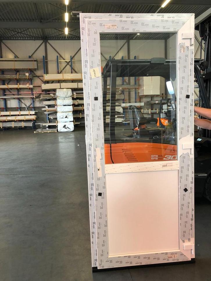 kunststof deur met bovenzijde glas, Doe-het-zelf en Verbouw, Deuren en Horren, Nieuw, Buitendeur, 200 tot 215 cm, 100 tot 120 cm