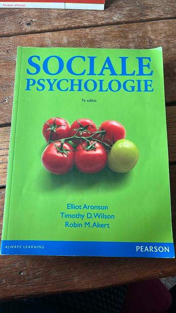Elliot Aronson - Sociale psychologie beschikbaar voor biedingen