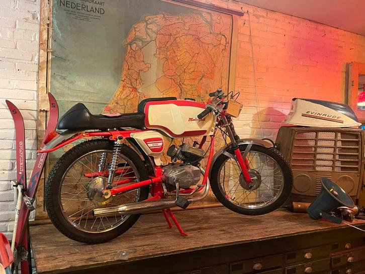 Malaguti 50 cc sport Olympique gerestaureerd, Fietsen en Brommers, Brommers | Oldtimers, Overige merken, Ophalen