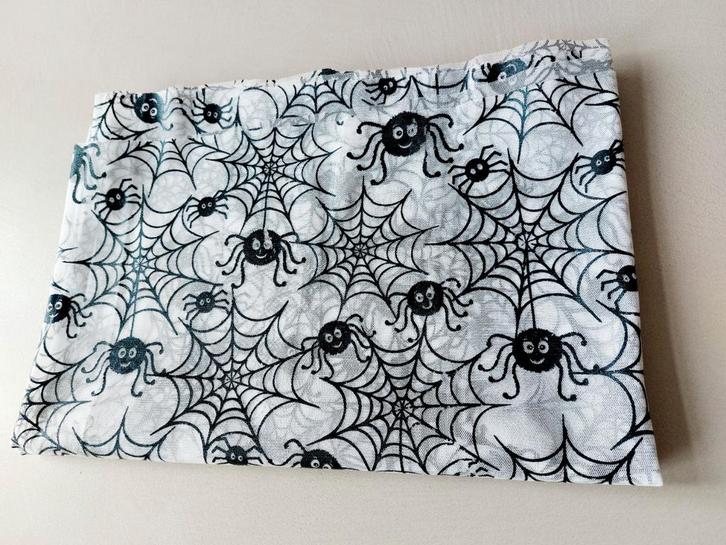 Halloween Lap - Spinnenweb Design, Huis en Inrichting, Keuken | Textiel, Gebruikt, Overige typen, Zwart, Ophalen of Verzenden