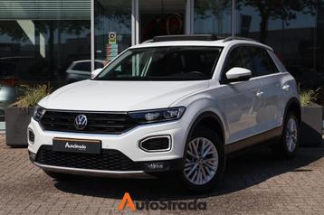 Volkswagen T-Roc 1.0 Business TSI 115pk | Pano | LED | Virtu beschikbaar voor biedingen