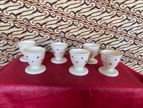 6 VINTAGE KUNSTSTOF EIERDOPJES “KAISER” (West-Germany), Huis en Inrichting, Keuken | Servies, Gebruikt, Overige typen, Overige stijlen