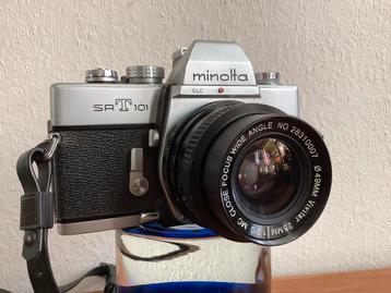 vintage analoge Minolta- srT 101 met Vivitar lens