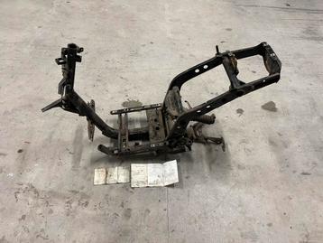 Typhoon 125cc 2t duitse frame met papieren beschikbaar voor biedingen