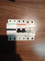 1F Automaten: Schneider, ABB, Eaton, Doe-het-zelf en Verbouw, Elektra en Kabels, Ophalen of Verzenden, Overige typen