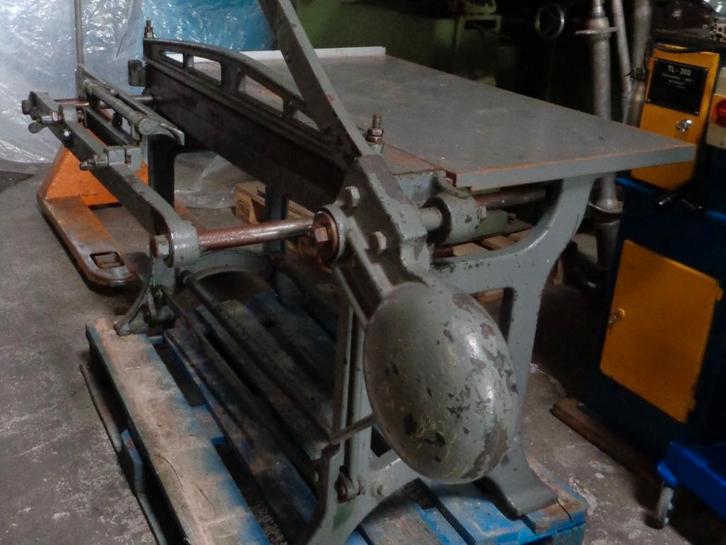 Gebruikte slagschaar, 1020x1 mm, met klemming/ aanslag, Doe-het-zelf en Verbouw, Gereedschap | Overige machines, Gebruikt, Ophalen