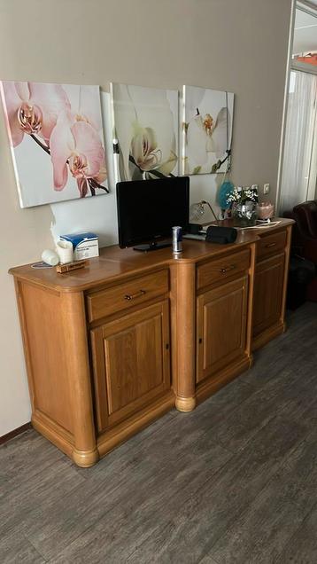 Dressoir beschikbaar voor biedingen
