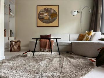 Rond taupe vloerkleed 200cm beschikbaar voor biedingen