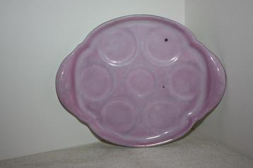 Antiek porseleinen onderbord voor eierdopjes beschikbaar voor biedingen