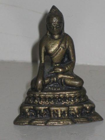 Thai Sukhothai Buddha Figuur beschikbaar voor biedingen