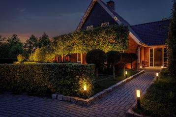 Tuinverlichting sets van Lightpro, verlicht uw winter!!! beschikbaar voor biedingen