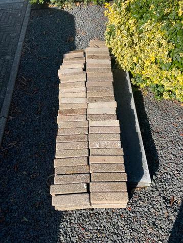 Betonklinkers / waaltjes / klinkers 20x4,5  140 stuks 