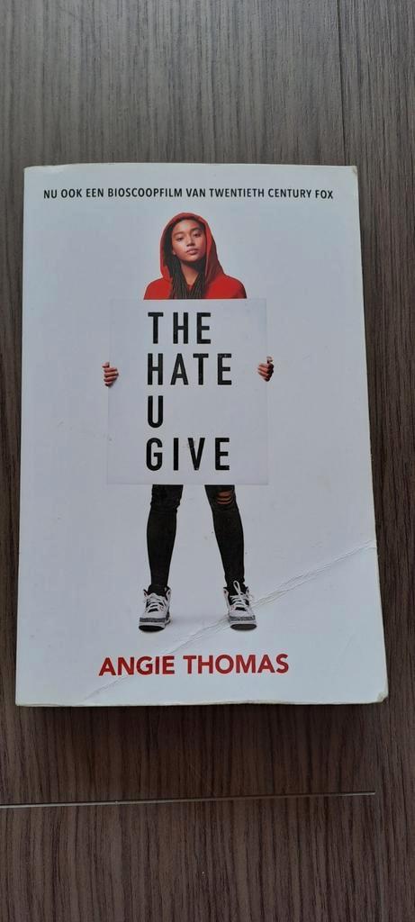 Angie Thomas - The Hate U Give, Boeken, Kinderboeken | Jeugd | 13 jaar en ouder, Zo goed als nieuw, Ophalen of Verzenden