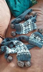 Warme winterse set yezz, muts & 2 sjalen jacquard motief, Kleding | Dames, Ophalen of Verzenden, Zo goed als nieuw, Muts