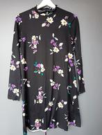 Wijd jurkje van Primark mt 38, zwart met gekleurde bloemen, Maat 38/40 (M), Primark, Zwart, Ophalen of Verzenden