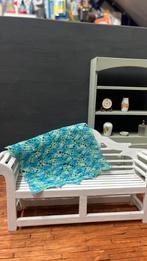 Kleedje voor poppenhuis, Verzamelen, Poppenhuizen en Toebehoren, Ophalen of Verzenden, Zo goed als nieuw, Poppenhuis