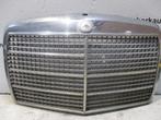 Grille Mercedes-Benz /8 (W115) (1968-01/1977-01), Gebruikt, Mercedes-Benz AG, Mercedes-Benz, Mercedesstraße 120, Stuttgart 70372, , Duitsland