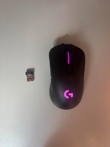 Logitech G703 Lightspeed gaming muis beschikbaar voor biedingen