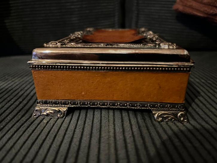 Vintage verzilverd doosje oude antieke sigarettendoos, Antiek en Kunst, Curiosa en Brocante, Ophalen