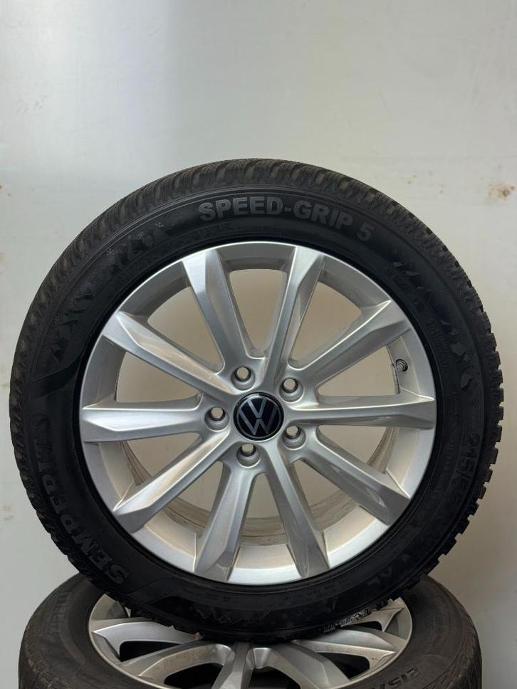 Originele 17"inch winterset Volkswagen Passat / Semperit, Auto-onderdelen, Banden en Velgen, Banden en Velgen, Winterbanden, 17 inch