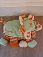 Knuffel rammelaar leeuw Tolo groen oranje geel K7538, Ophalen of Verzenden, Zo goed als nieuw, Overige typen