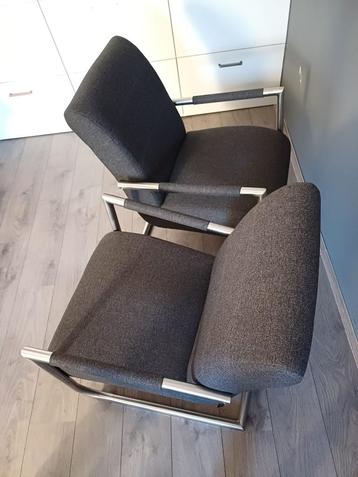 Fauteuil  beschikbaar voor biedingen