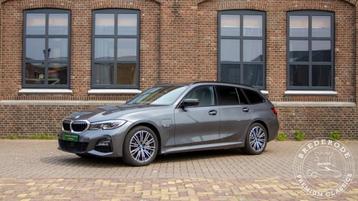 BMW 330e Touring | M-Sport 360 ACC HuD Memory Keyless Laser beschikbaar voor biedingen