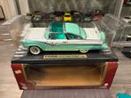 1:18 Road Legends Ford Fairlane Crown Victoria, Ophalen of Verzenden, Gebruikt, Auto, Overige merken