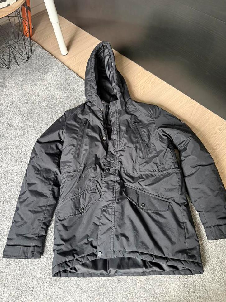 Hugo boss winterjas jongens 14, Kinderen en Baby's, Kinderkleding | Maat 164, Zo goed als nieuw, Jongen, Jas, Ophalen of Verzenden