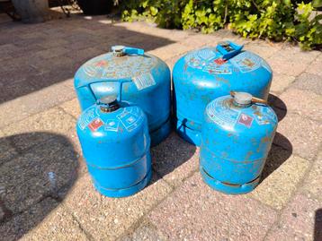4 Campingaz gasflessen 2x 901 & 2x 904 Zijn allemaal leeg, k beschikbaar voor biedingen