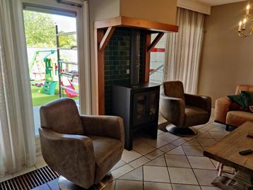 Lederen draaifauteuil 2x  beschikbaar voor biedingen