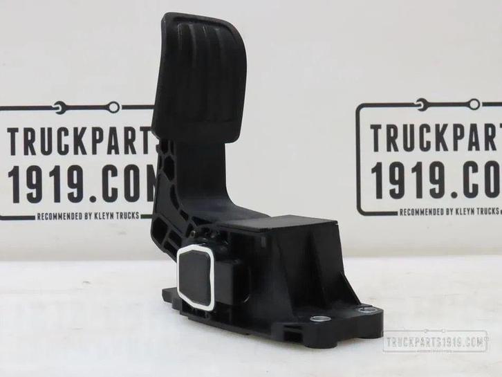 DAF 1860240 Gaspedaal DAF XF, Auto-onderdelen, Vrachtwagen-onderdelen, DAF, Dashboard en Schakelaars, Gebruikt, Ophalen