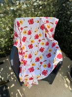 Fleurige pareo, Ophalen of Verzenden, Zo goed als nieuw, Overige kleuren, Overige typen