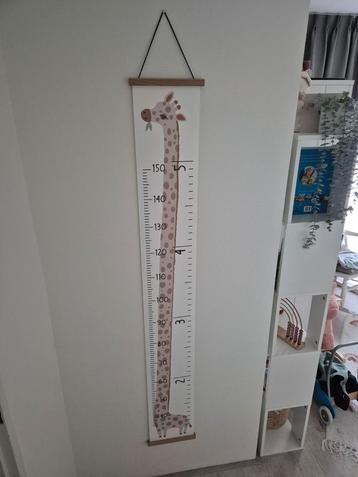 Meetladder babykamer beschikbaar voor biedingen
