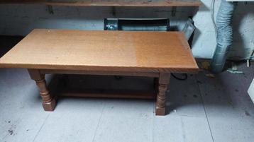 Houten Bijzettafeltje / Salontafel beschikbaar voor biedingen