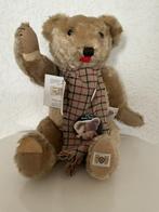 Nisbet Bear 37 cm hoog limited edition, Verzamelen, Beren en Cherished Teddies, Ophalen of Verzenden, Zo goed als nieuw, Stoffen beer