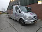 Mercedes-Benz Sprinter 518 3.0 CDI 432*oprijwagen*tijhof-bak, Gebruikt, Zwart, 2987 cc, Bedrijf