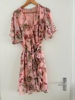Roze Overslag jurk maat 46 met ruches / plus size, Kleding | Dames, Jurken, Knielengte, Ophalen of Verzenden, Roze