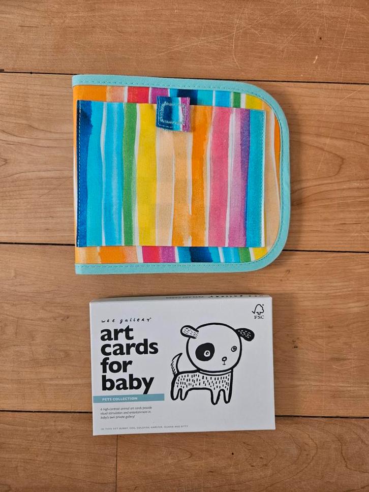 Wee Gallery Art Cards Baby + Houder, Kinderen en Baby's, Speelgoed | Babyspeelgoed, Zo goed als nieuw, Overige typen, Ophalen of Verzenden