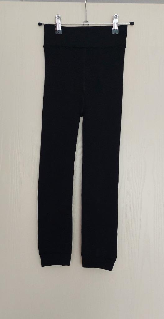 Zwarte gevoerde driekwart legging, Primark, maat S/M, Kleding | Dames, Leggings, Maillots en Panty's, Zo goed als nieuw, Legging