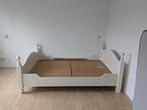 houten bed 140x200, Huis en Inrichting, Slaapkamer | Bedden, Ophalen, Gebruikt, Wit, Tweepersoons