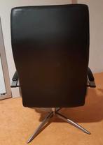 Relaxstoel zwart leer, Huis en Inrichting, Fauteuils, Ophalen, Zo goed als nieuw