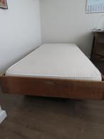 Onderschuif eenpersoonsbed, Ophalen, 90 cm, Eenpersoons, Bruin